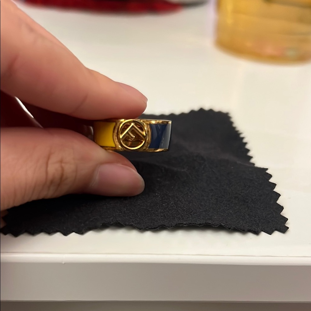 Fendi Ring size M